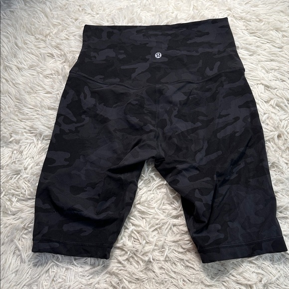 Lululemon Align Super High Rise Short *10" Heritage 365 Camo Deep Coal Multi - Picture 2 of 5